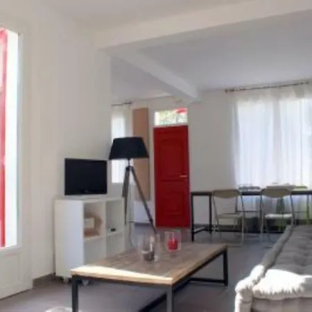 6 Rue De La Corvette Holiday home *